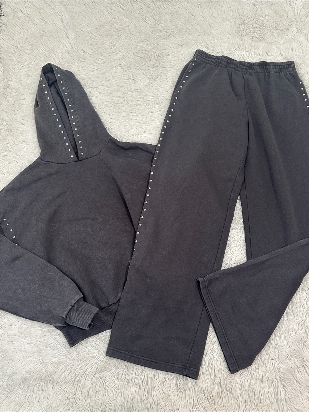 🌴 No Boundries Studded Hoodie & Wide Leg Jogger Set